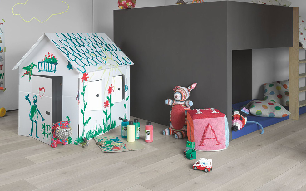 PARADOR Laminat Eiche Natural Mix grau Landhausdiele 4-seitige V-Fuge | Classic 1050 | 22 m²-4014809191605 guenstig bei bodenverkauf.de kaufen PARADOR Laminat Eiche Natural Mix grau Landhausdiele 4-seitige V-Fuge | Classic 1050 | 22 m²-4014809191605