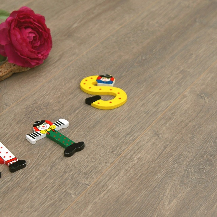 Laminat Eiche cappuccino 6199 Landhausdiele 4-seitige V-Fuge: 45,0 m²-4011138627317 guenstig bei bodenverkauf.de kaufen Laminat Eiche cappuccino 6199 Landhausdiele 4-seitige V-Fuge: 45,0 m²-4011138627317