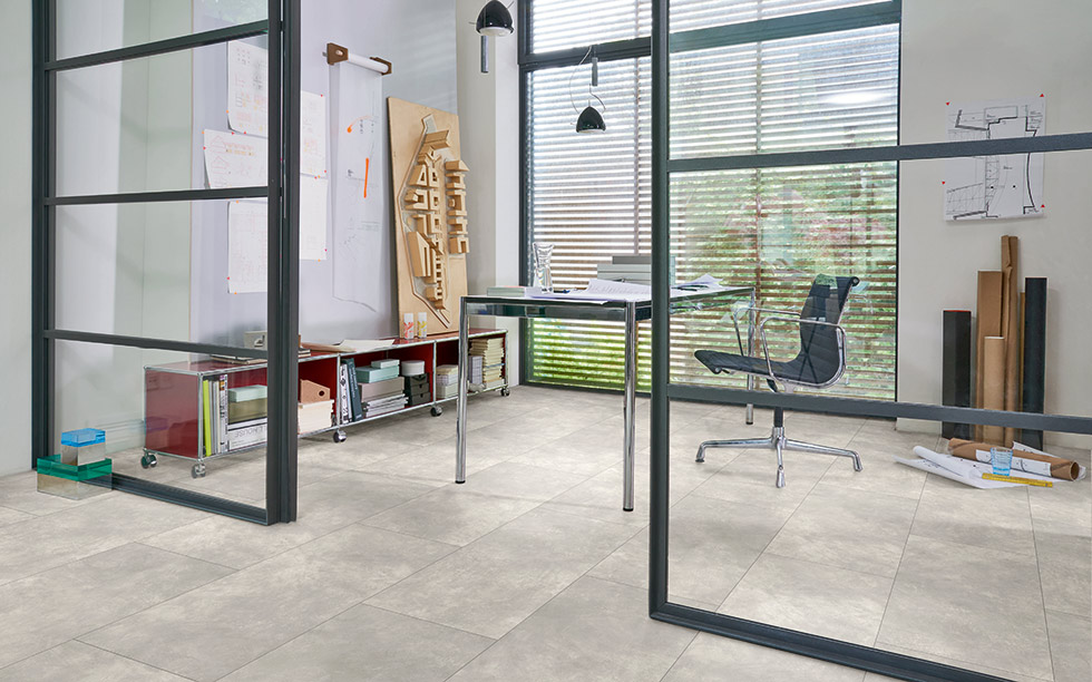 PARADOR Designboden Beton hellgrau Steinstruktur 4-seitige Fase | Modular ONE-4014809226673