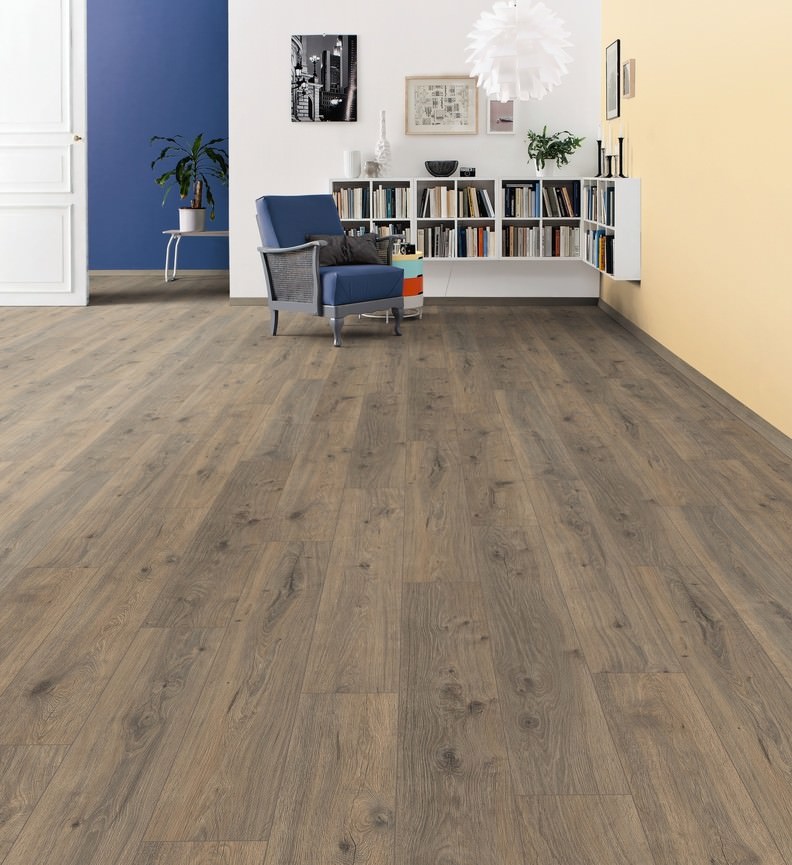 HARO Laminat Eiche Corona strukturiert matt Landhausdiele 4V | Tritty 90 | 2. Wahl | 33 m²-4018427447878