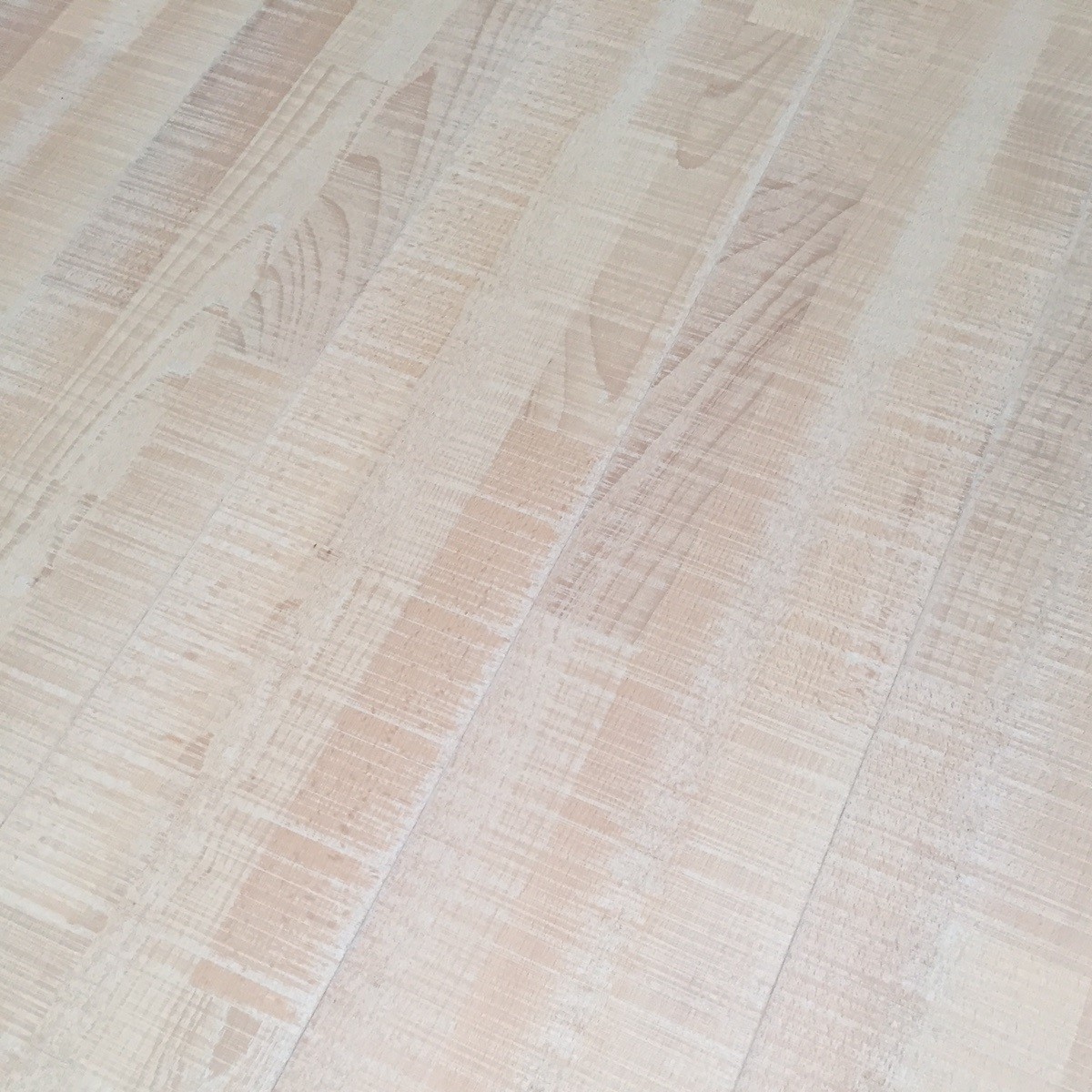 PARADOR Parkett Buche sägerau Schiffsboden 3-Stab matt lackiert weiß | Sonderedition | 21 m²-# guenstig bei bodenverkauf.de kaufen PARADOR Parkett Buche sägerau Schiffsboden 3-Stab matt lackiert weiß | Sonderedition | 21 m²-#