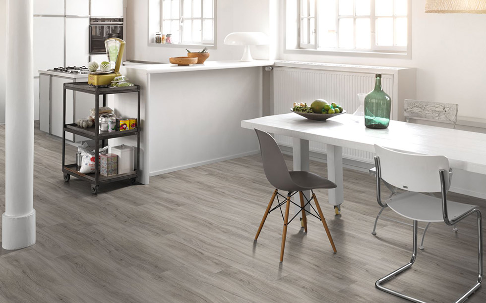 PARADOR Klebe-Vinylboden Eiche pastellgrau Landhausdiele Gebürstete Struktur | Basic 2.0 | 18 m²-4014809192428